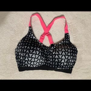 Victoria’s Secret Sports Bra 32DD